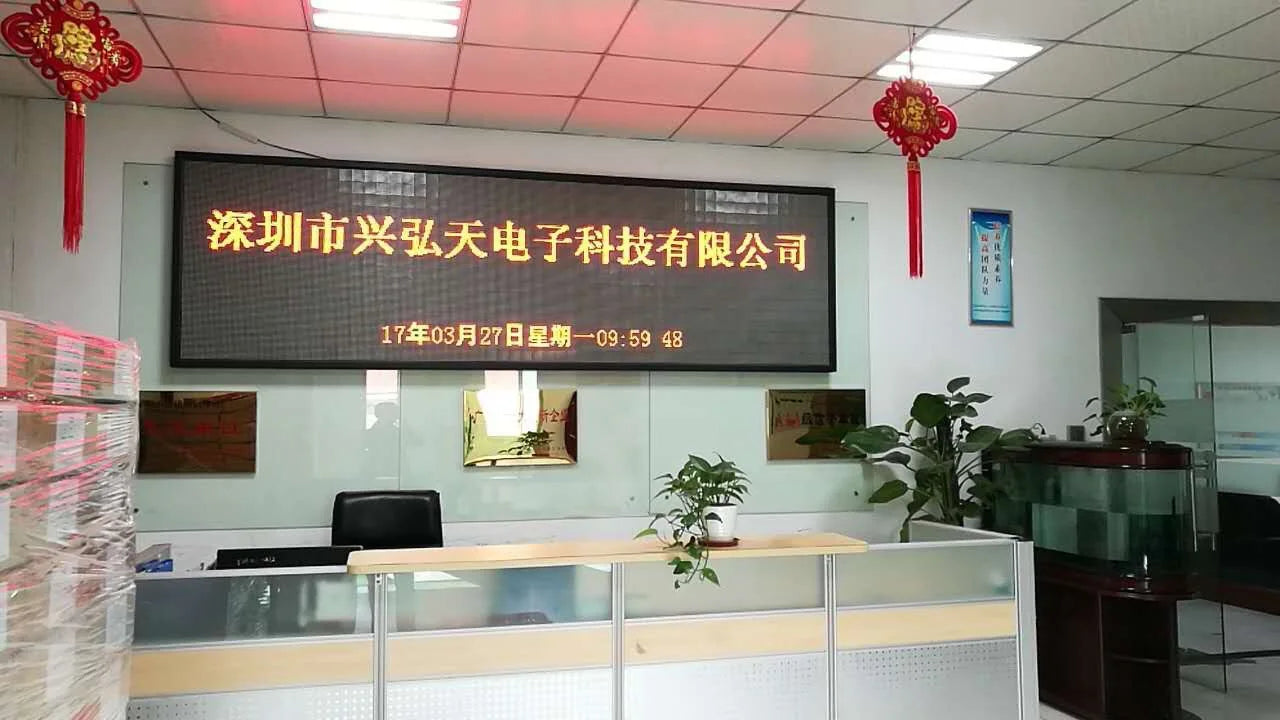 Custom Logo Available 360 Auto Rotation Tracking Smart Video Shooting Support Face Tracking Camera Mobile Phone Holder