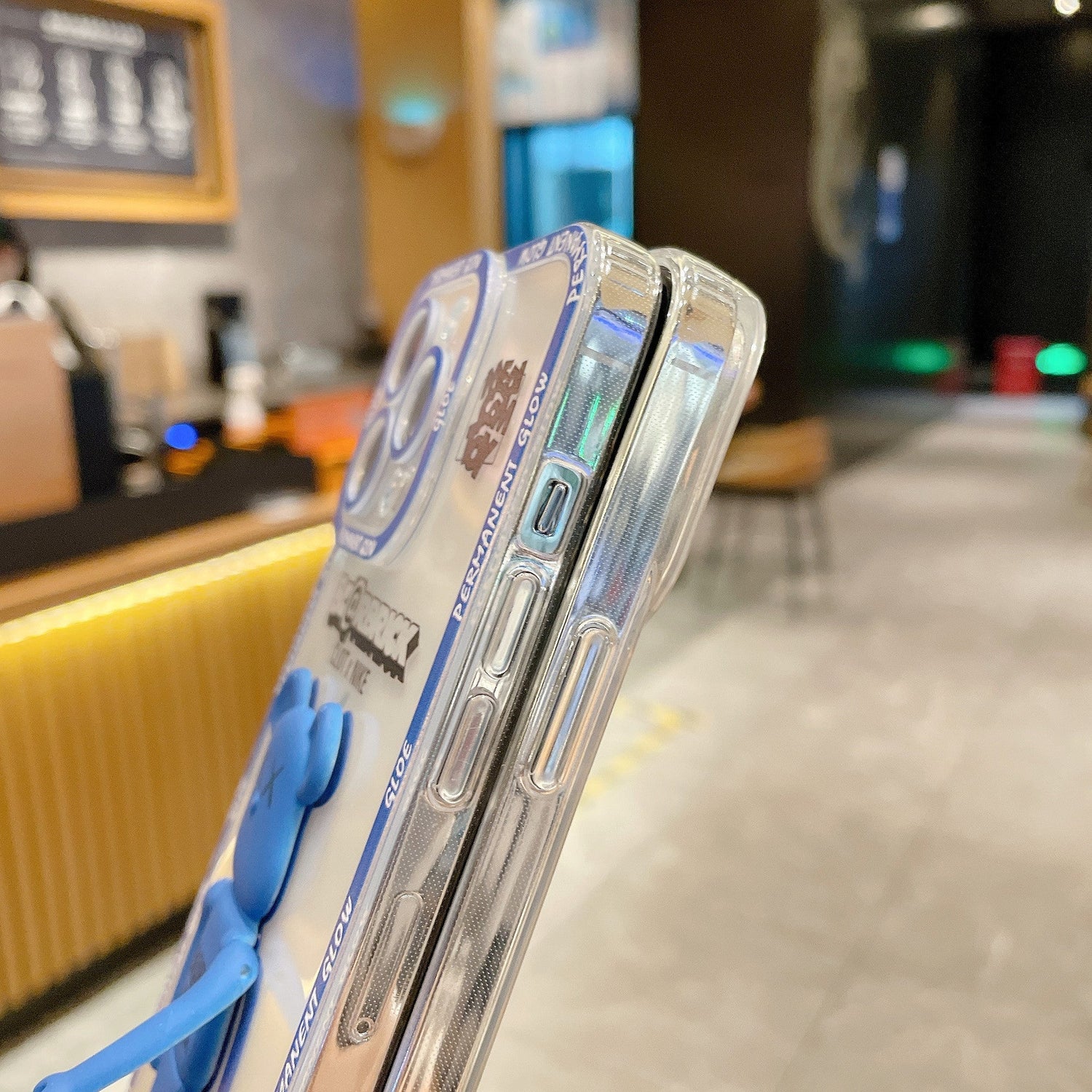 Applicable to Apple 15RO violent bear holder, mobile phone case iPhone12 13 all - inclusive soft case, angel eye case. - Shengyao Chuangqi (HK) International Limited